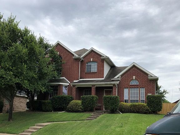 2nd image of 1208 Kensington Dr