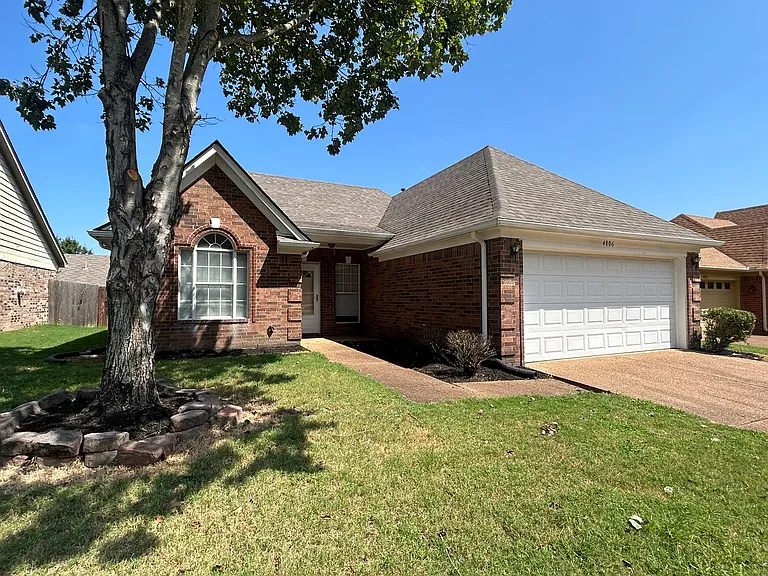4806 Ashcroft Dr — Photo 1