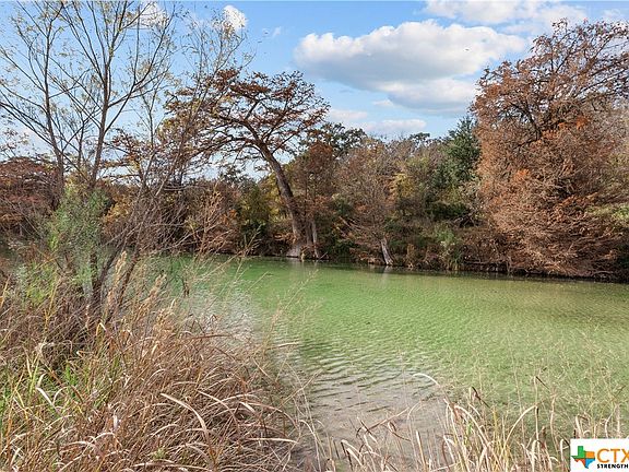 4th image of 1572 River Bluff Cir