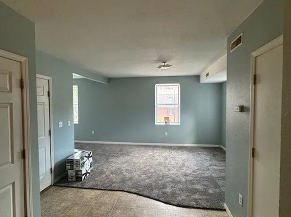 1111 W High St, Jefferson City, MO 65109