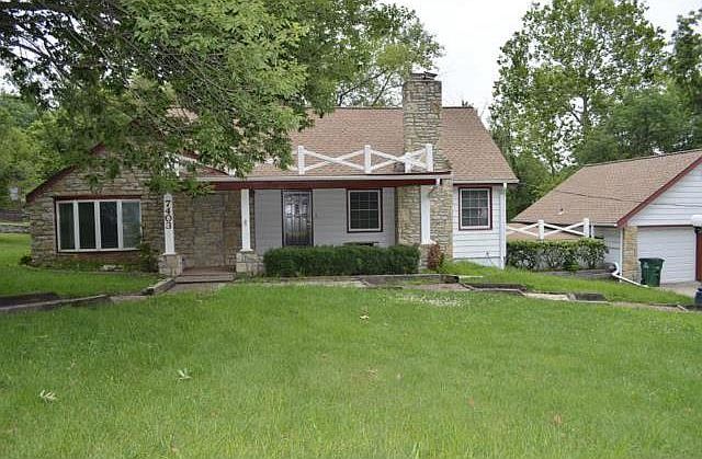 1st image of 7403 NW Tomahawk Ln