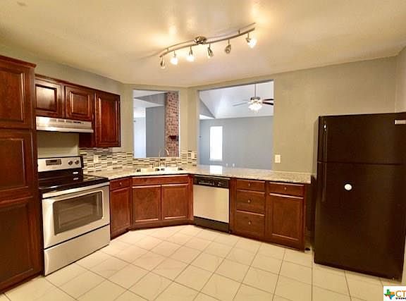 5th image of 2708 Schulze Dr