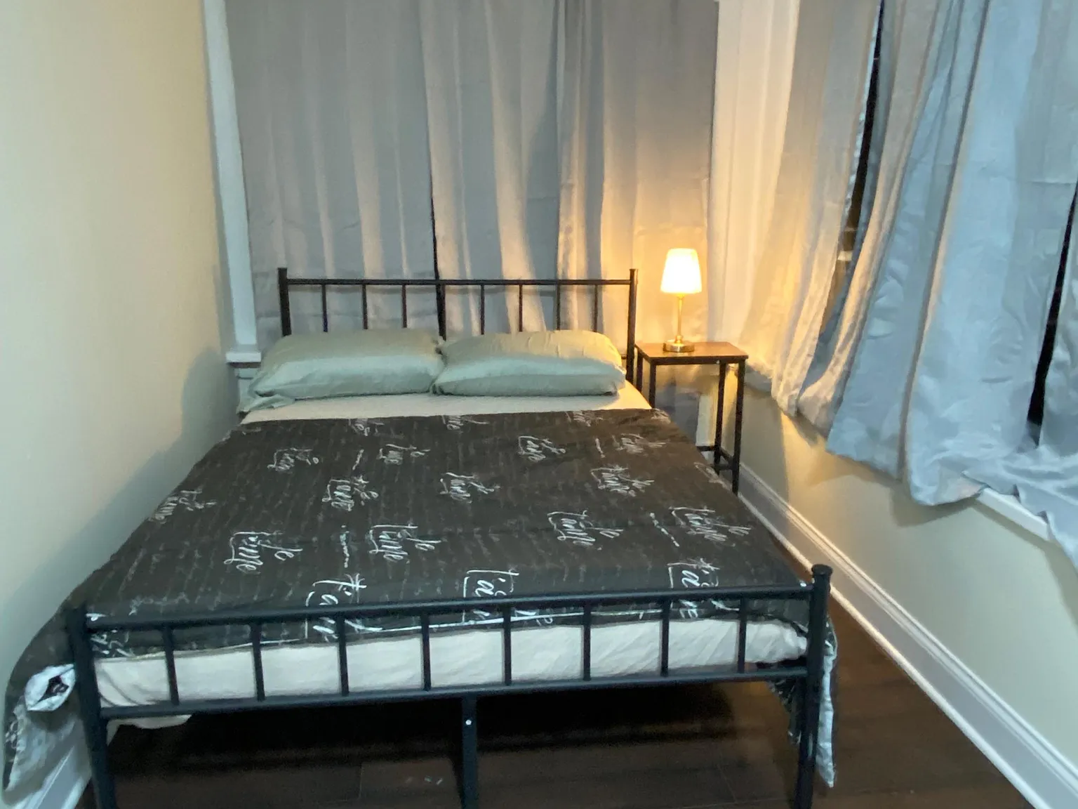 4 bed, 3.0 bath, 2105 sqft, $819 — Photo 2