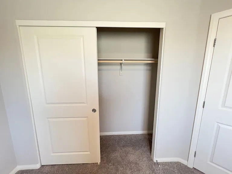 10946 Cambridge Lakes Ave — Photo 26