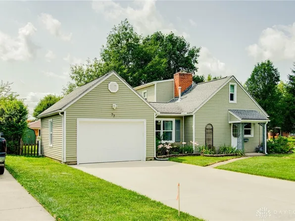 77 Orchard St, Brookville, OH 45309