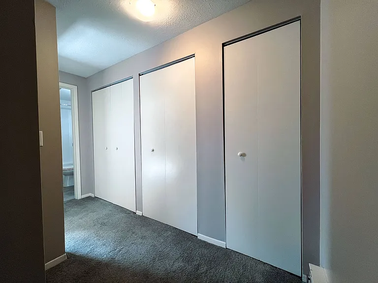 Stoney Creek Apartments — Photo 27