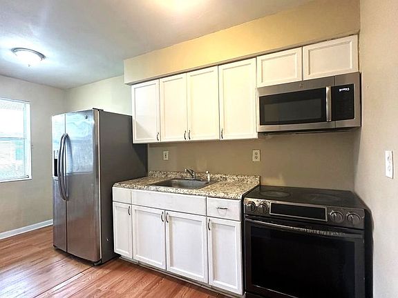 4th image of 15940 NE 19th Pl #15960-2