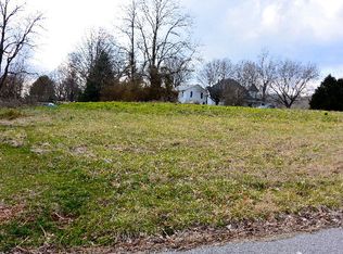Taylor St, Livingston, TN 38570