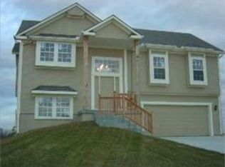 3802 NW Old Stagecoach Rd, Kansas City, MO 64154