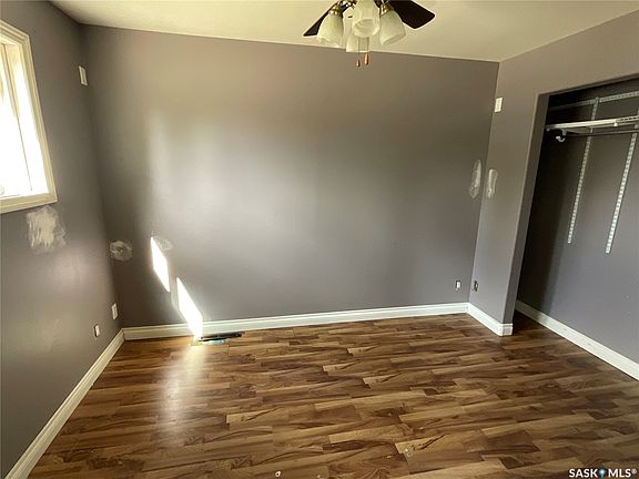 4th image of 810 O Avenue S