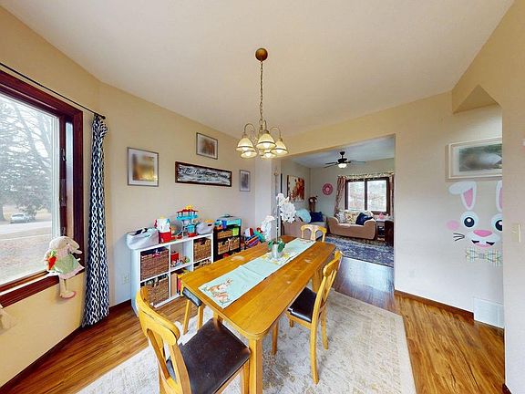 5th image of 108 Main Street