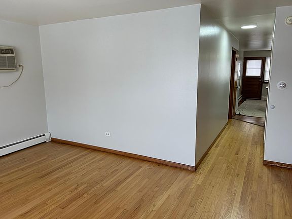 2nd image of 10808 S 76th Ave #2
