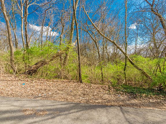 2nd image of 2320 Adams Ave Lot 61
