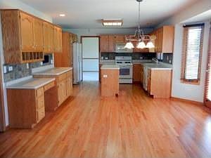 4th image of 13430 S Meadow Ln