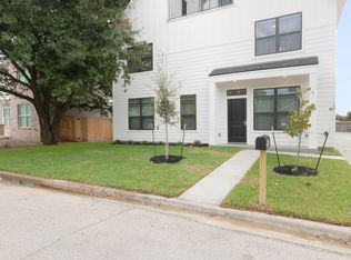 701 Turner St, College Station, TX 77840