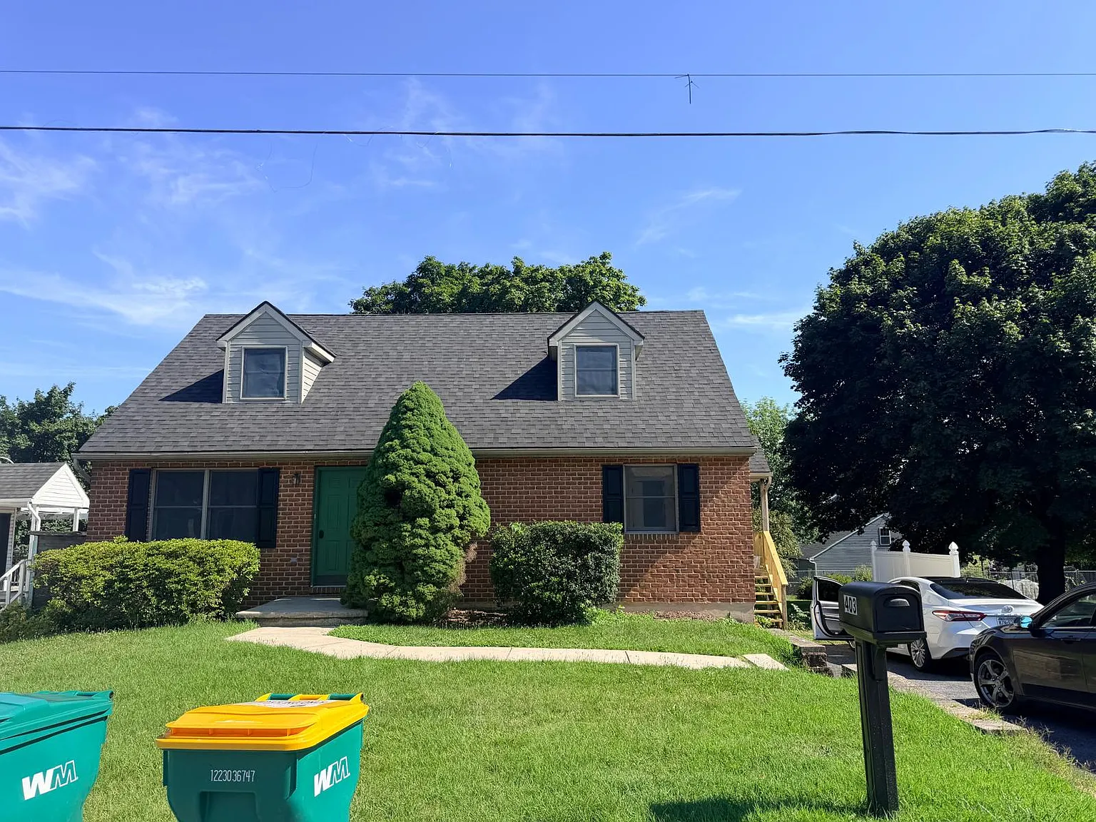 3 bed, 2.5 bath, 1482 sqft, $2,400 — Photo 1