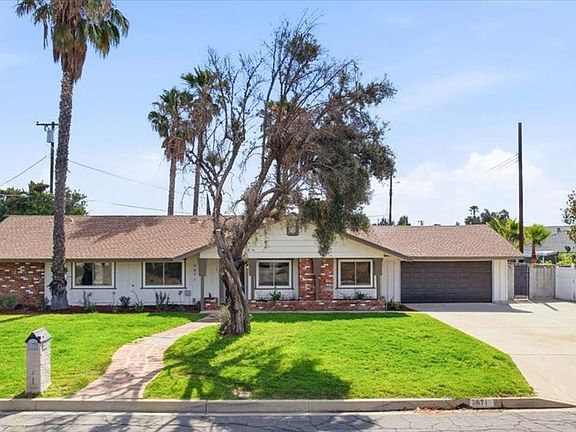 2nd image of 5871 Geremander Ave