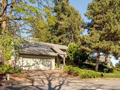 18140 Stonewood Dr, Gladstone, OR, 97027