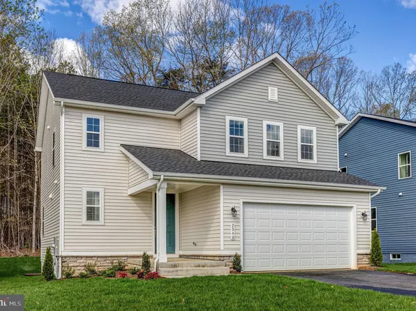 2840 White Tail Dr, Locust Grove, VA 22508