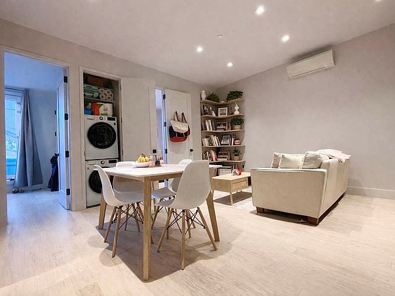 2nd image of 193 Greenpoint Ave #2B