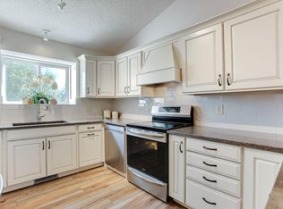 12884 Kerry St NW, Coon Rapids, MN 55448