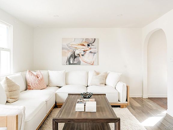 4th image of 135 S Raleigh Street