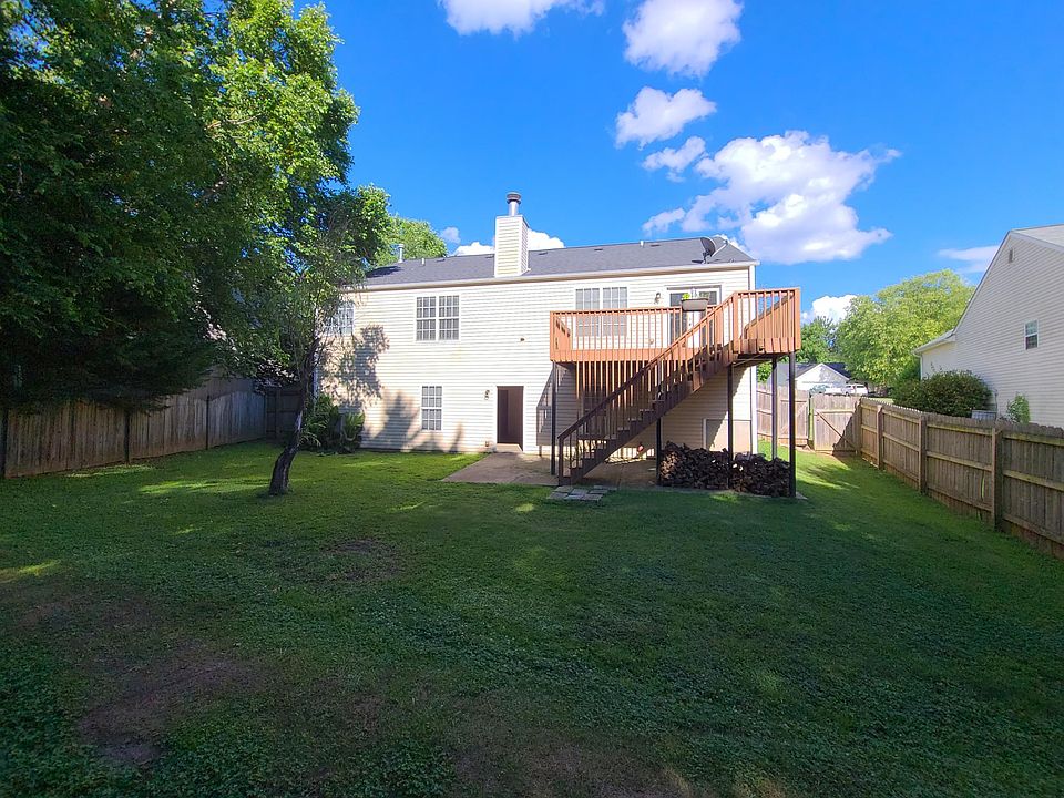 2nd image of 432 Waltham Ln