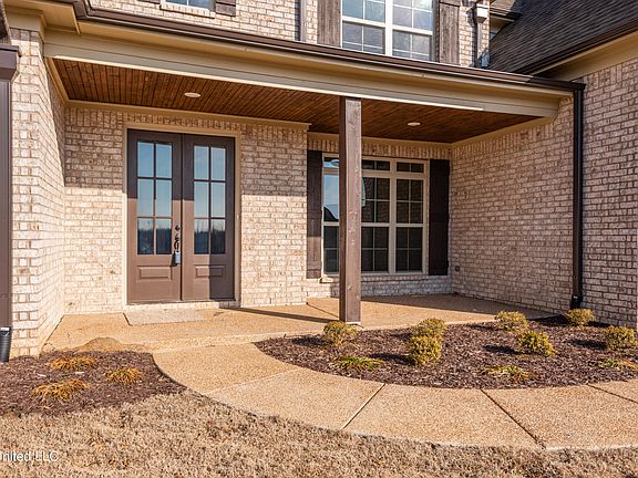4th image of 4864 Bakers Trail East Dr
