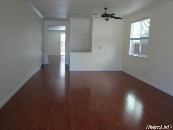 2nd image of 2650 Nicolson Cir