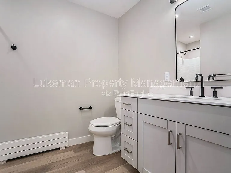 815 N Pitcher St #12 — Photo 5