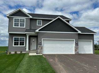 1489 Raccoon Ln, New Richmond, WI 54017