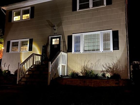 2nd image of 32 Church St