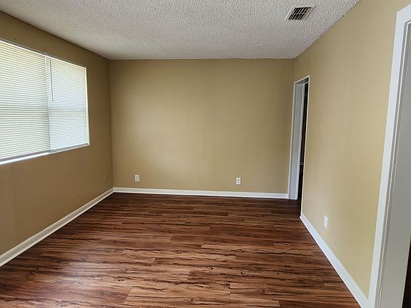 3rd image of 3521 Spires Ave