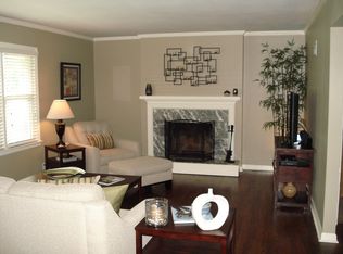 904 W 96th St, Kansas City, MO 64114