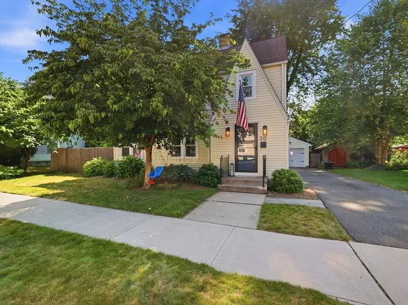 20 Ashbrook St, Springfield, MA 01118