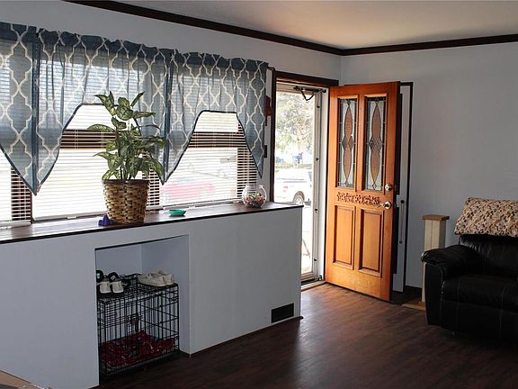 3rd image of 200 Duquette Ln