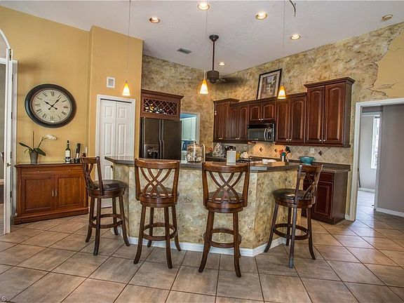 2nd image of 8195 Lowbank Dr