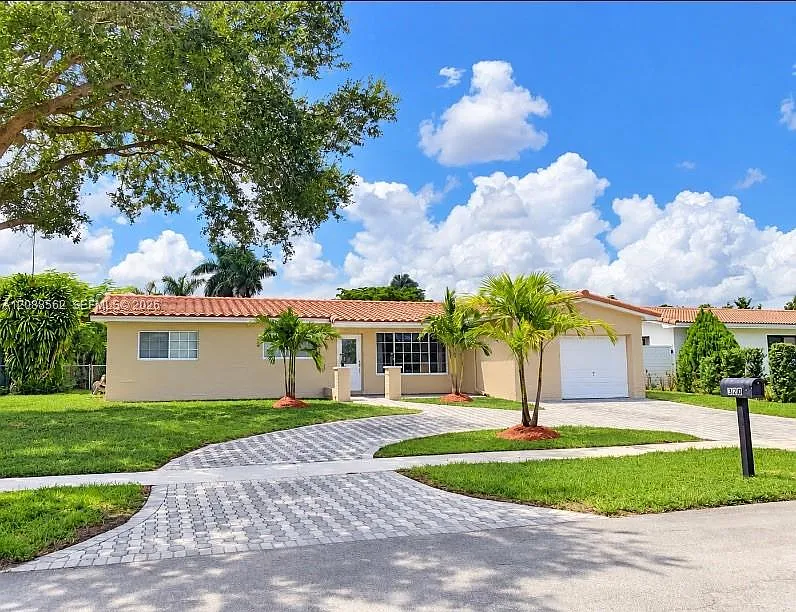 320 NW 93rd Ter