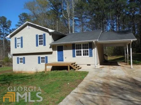 83 Rose St, Carrollton, GA 30116