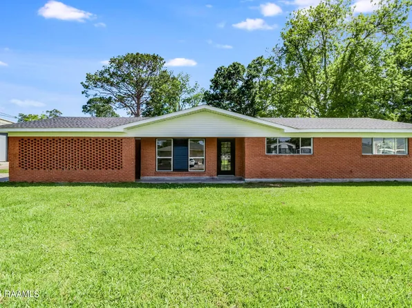 201 Parkview Dr, Abbeville, LA 70510