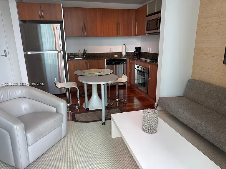 300 S Biscayne Blvd #T-3703 — Photo 4