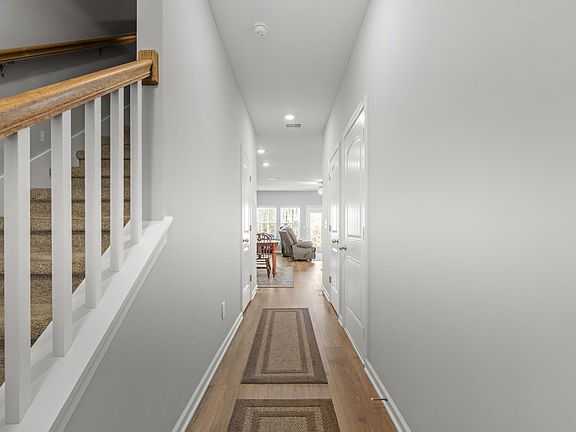 5th image of 5752 Cloverwood Dr