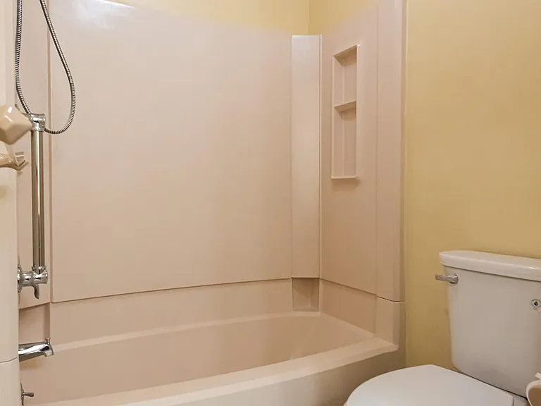 192 Valley Stream Ln #192 — Photo 14