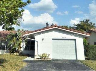 3901 NW 110th Ave #B, Pompano Beach, FL 33065