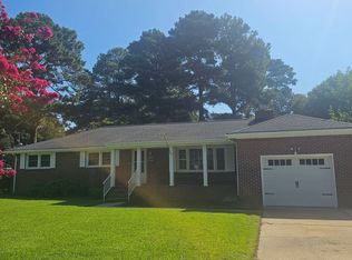 7022 Gardner Dr, Norfolk, VA 23518