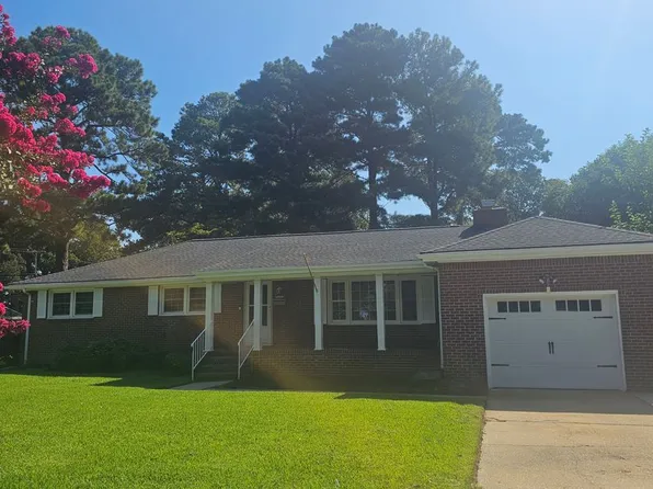 7022 Gardner Dr, Norfolk, VA 23518
