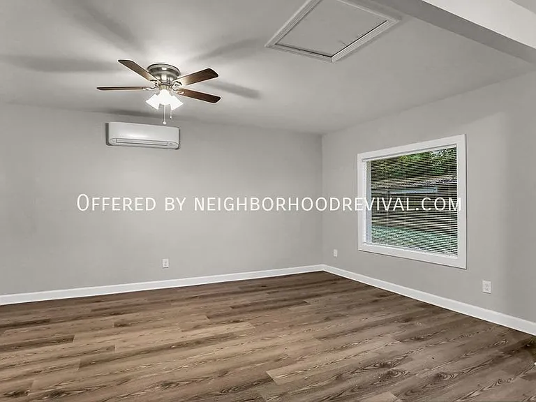3354 Douglass Ave — Photo 12
