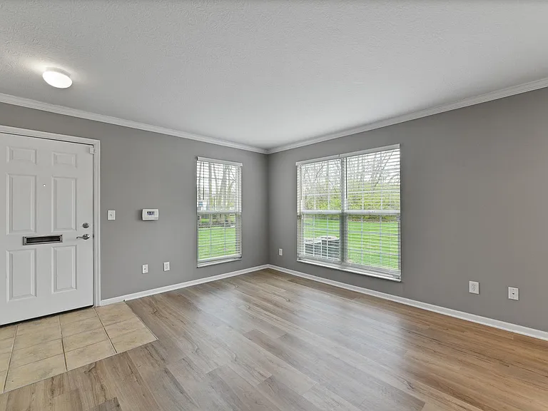 Heritage Glen — Photo 24