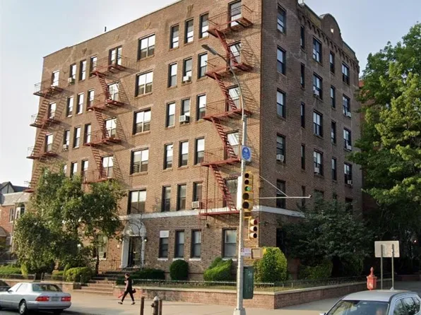 8814 Bay Parkway image 1 of 5