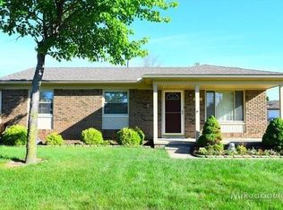 3087 Eunice Dr, Sterling Heights, MI 48310